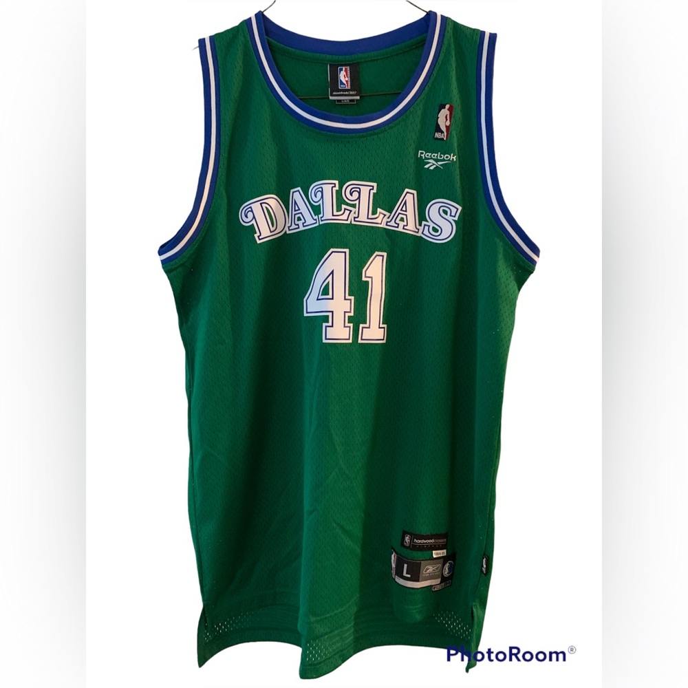 Rebook Dirk Nowitzki Hardwood Classic Jersey Large +2 Length - good condition